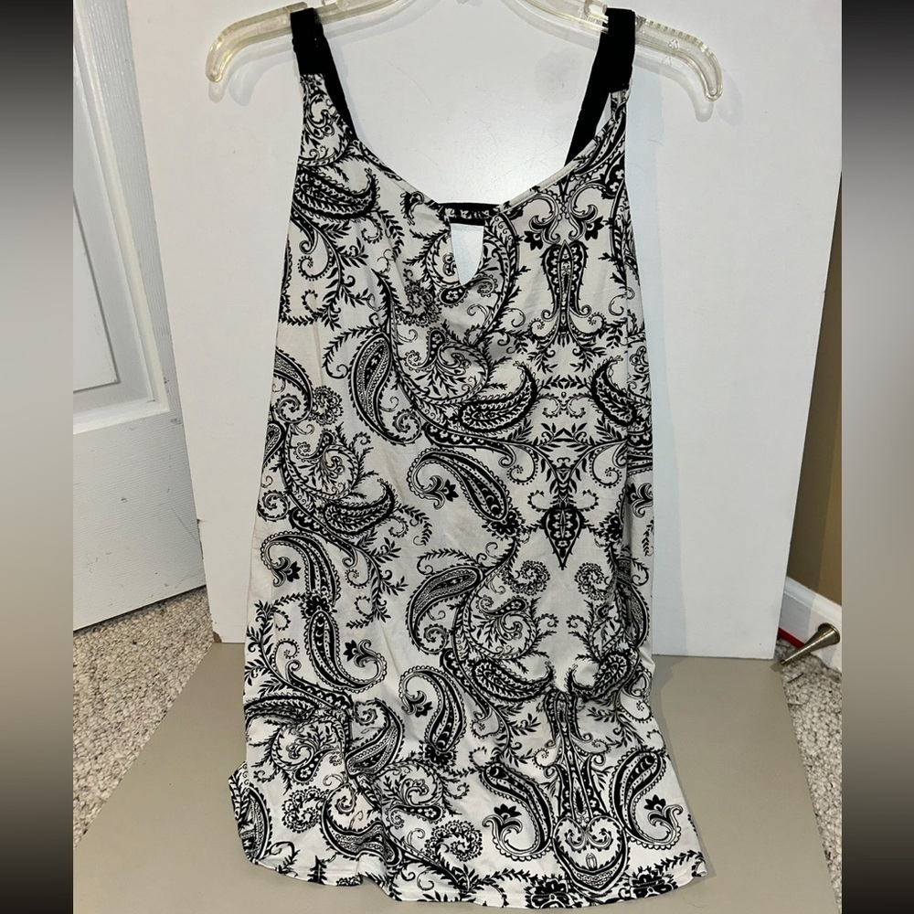 Apt. 9 Black and White Intimate top XXL